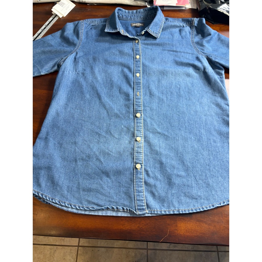 Eddie Bauer Womens XL Blue Denim Short Sleeve Button Down Shirt Medium Wash